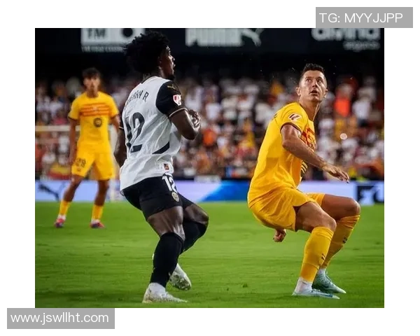 国王杯精彩对决AC米兰逆袭曼城补时进球引发争议与狂欢