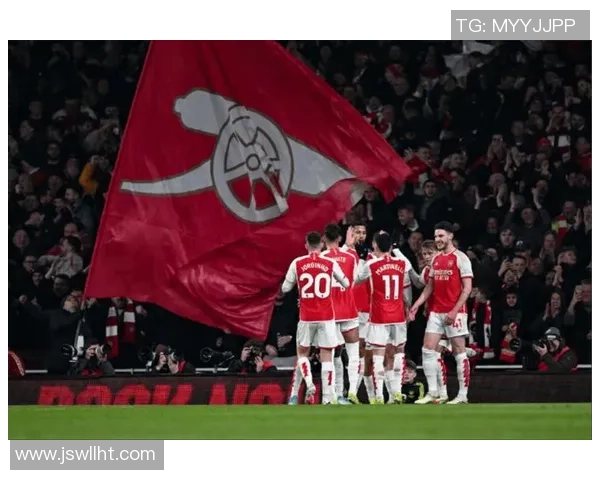 世界杯精彩对决阿森纳与巴黎圣日耳曼握手言和引发全场热议